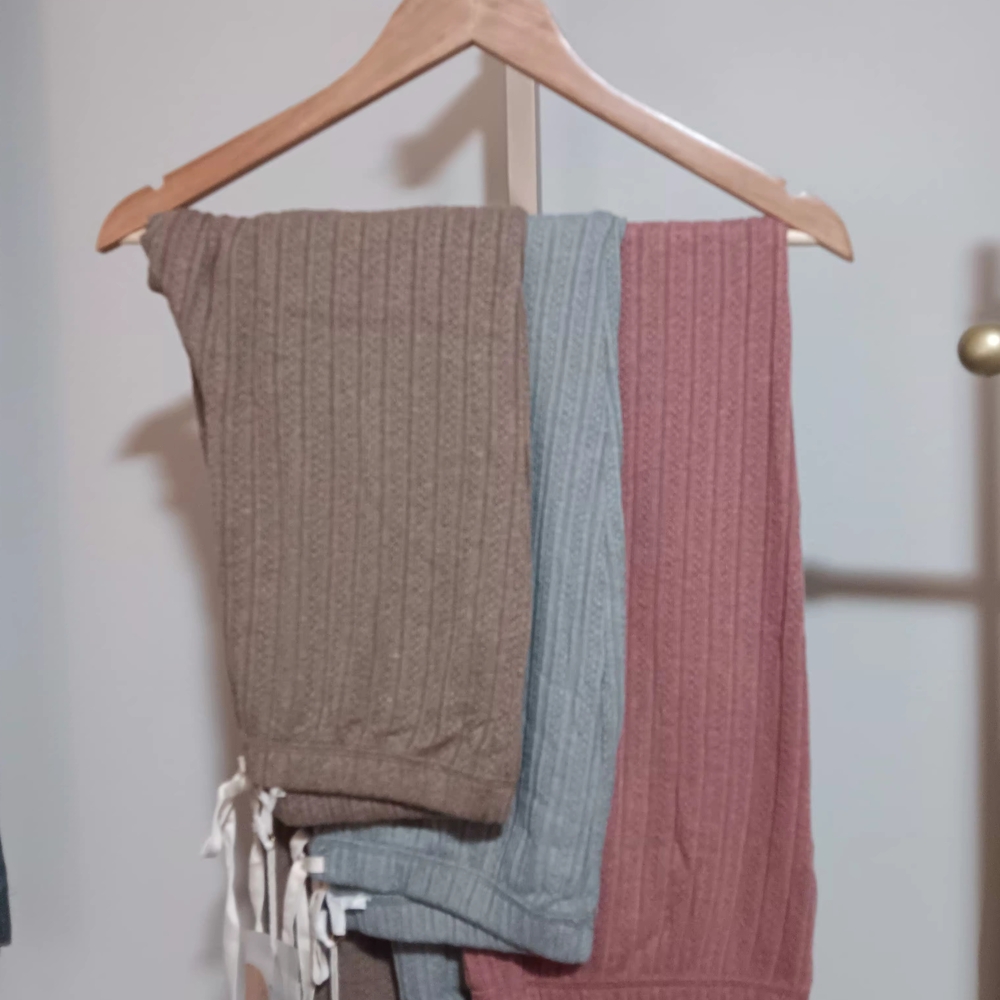 Anthropologie Ribbed Knit Lounge Pants .